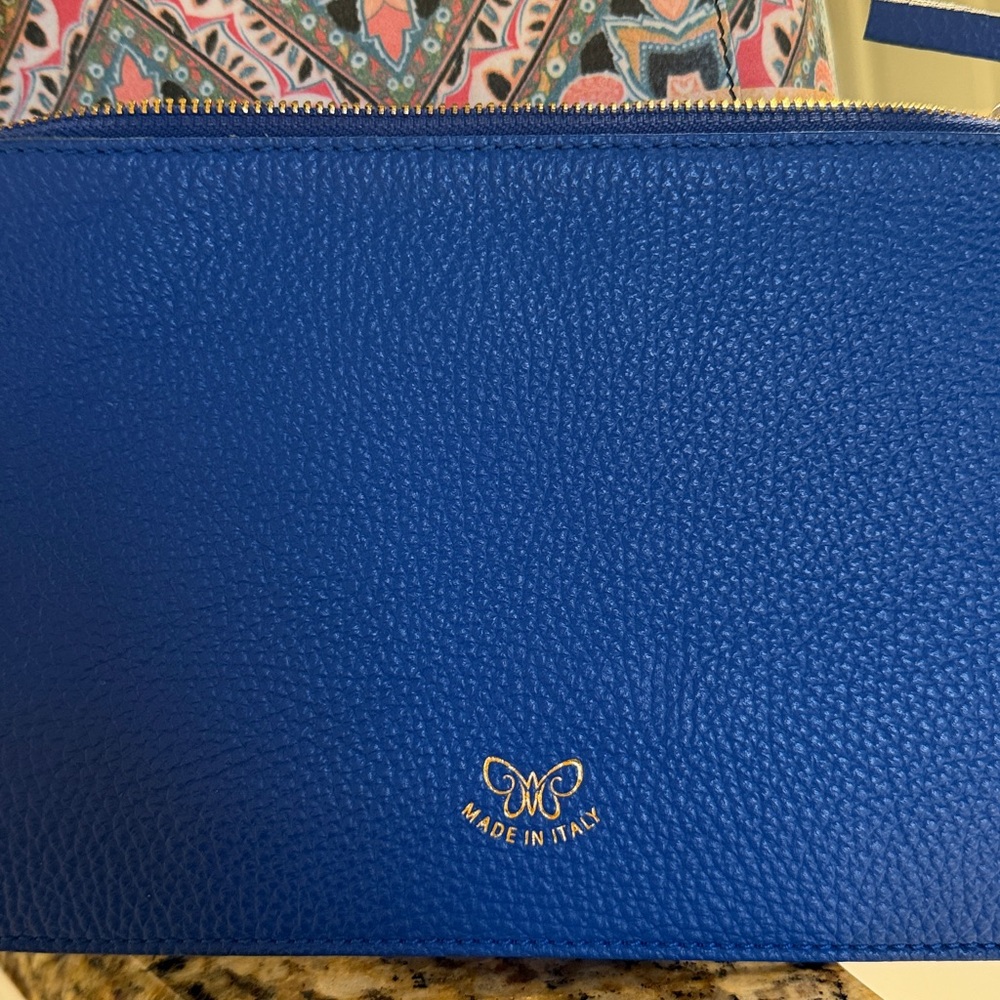 Johnny Was Multicolor Tote Bag with Blue Pouch - Picture 8 of 8